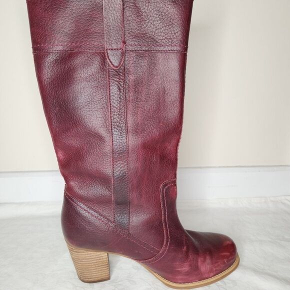 Timberland Burgundy Leather Riding Boots - Picture 5 of 13